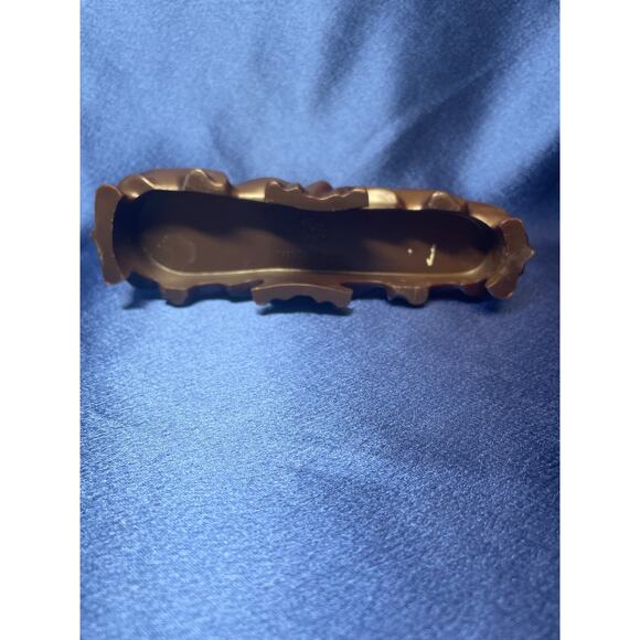 Vintage Vita Heavy Plastic White Lion on Brown Base - Picture 9 of 10